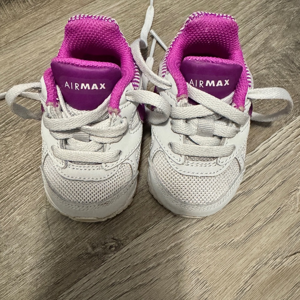 Nike Kids Sneakers - White and Pink